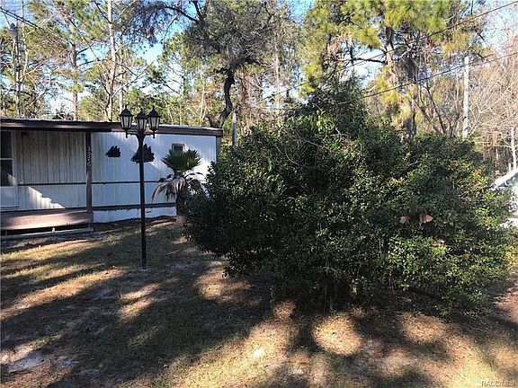 3rd image of 3576 N Holiday Dr