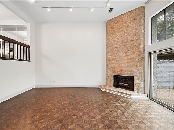 4th image of 3618 Gillespie St APT 108