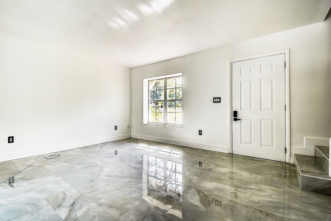 next background image