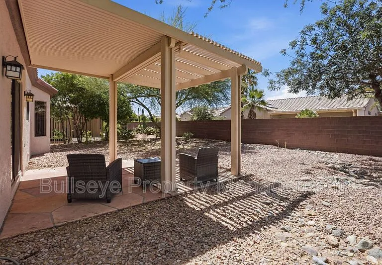 15893 W Arrowhead Dr — Photo 21