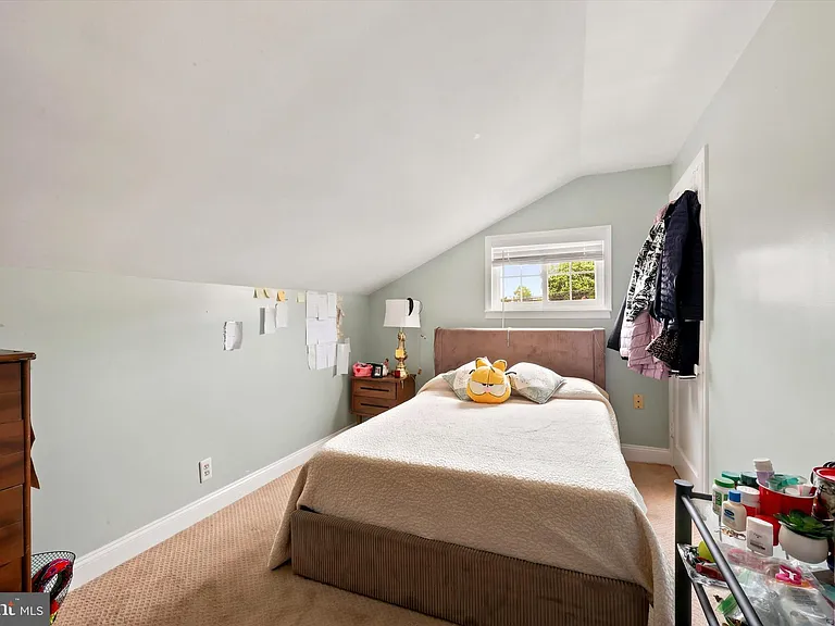 527 Lee Rd — Photo 11