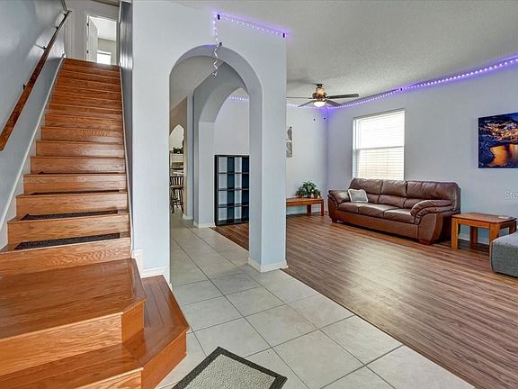 4th image of 14517 Kaiser Ct