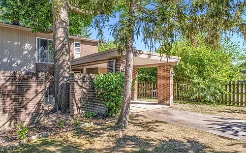 9459 Central Park Blvd Photo 1