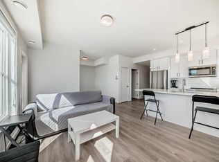 2117 S 81st St SW #41, Calgary, AB T3H 6H5