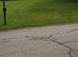 2342 Lantern Hill Rd, Dayton, OH 45459