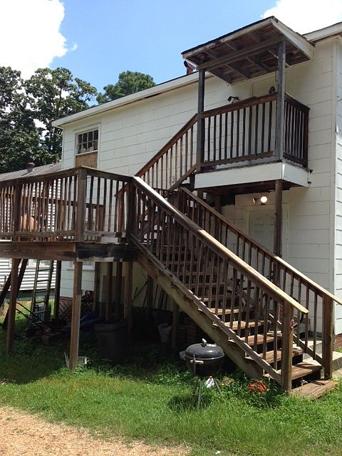 2nd image of 3061 Oxford Ave #B