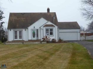 27340 Telstar Rd, New Baltimore, MI