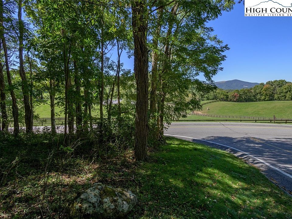 1st image of 222 Knoll Court