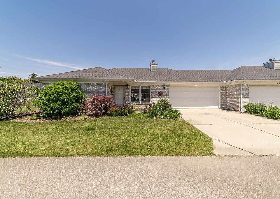 1st image of 4800 N Pebble Ct