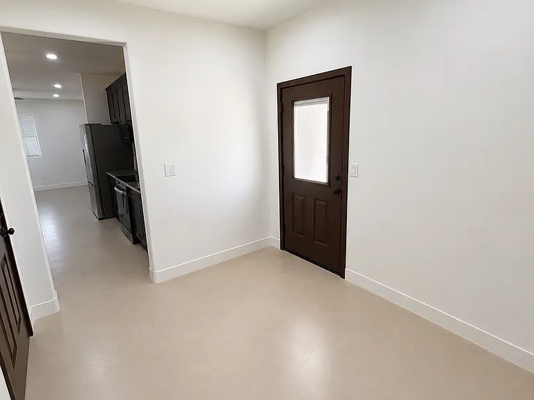 1863 Valentino Ct #1 — Photo 10