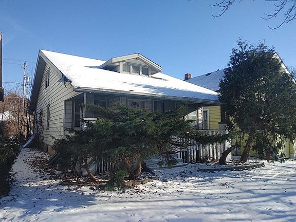 2nd image of 3616 N 16th STREET