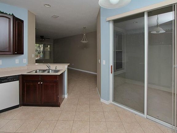 5th image of 12427 Chase Grove Dr