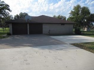 220 Edinburgh Rd, San Angelo, TX 76901