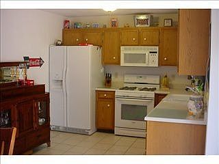 4th image of 3640 Moraga Way