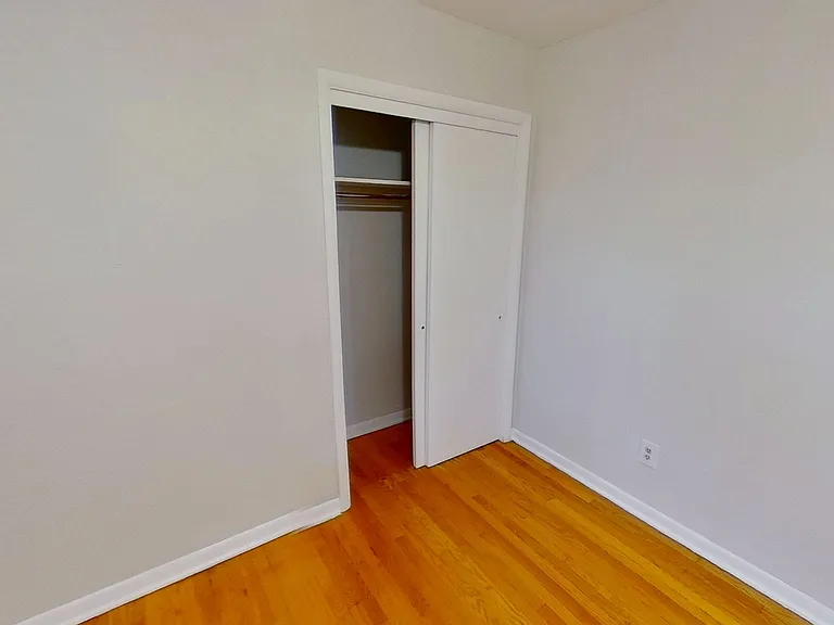 420 Delaware Ave #5 — Photo 15