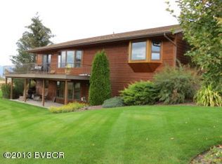 525 Willow Creek Cross Rd, Corvallis, MT 59828