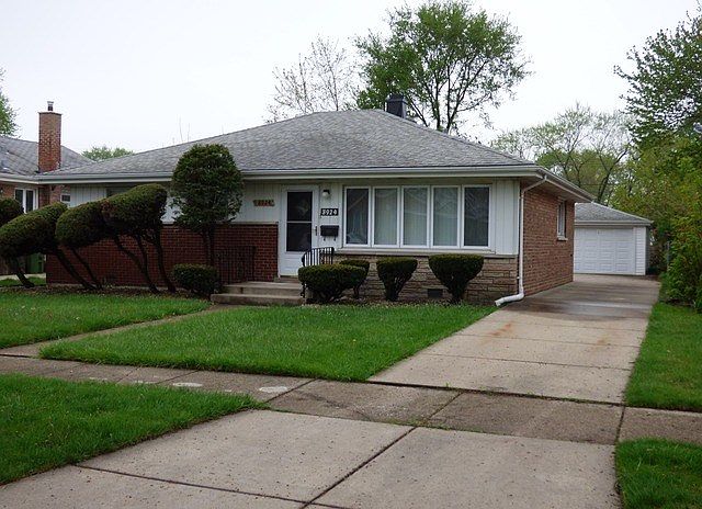 1st image of 8924 S 50th Ave