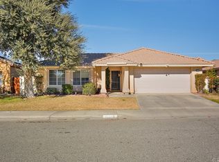 985 Peacock Dr, San Jacinto, CA 92583