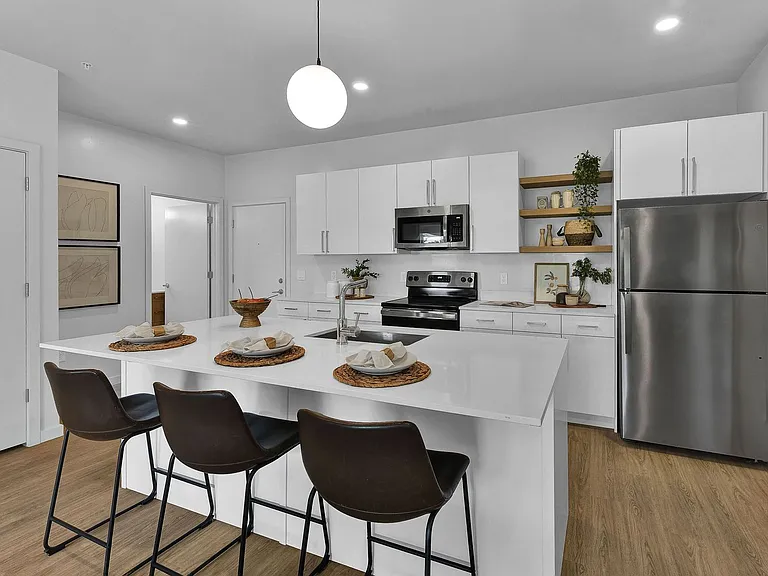 The Betty Apartments — Photo 3