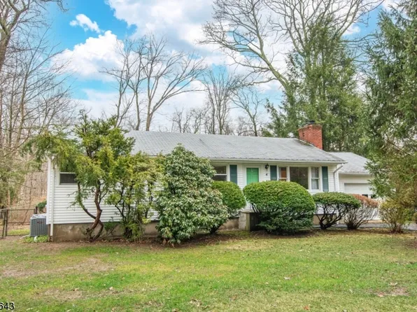 4 Horace Rd, Jefferson Twp., NJ 07438