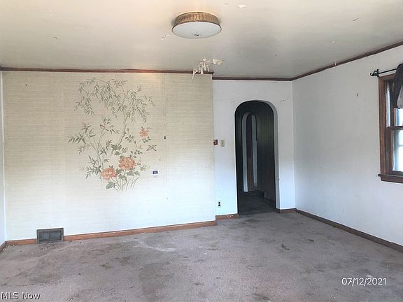 3rd image of 67999 Handel St