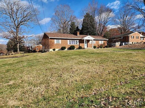 5th image of 309 Beechwood Dr
