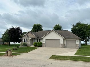 897 Tower Hill Dr, Milton, WI 53563