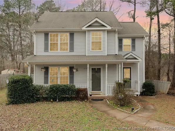 2721 Waters Edge Dr, Sanford, NC 27330