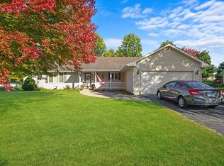 6048 Alamo Dr, Rockford, IL 61109