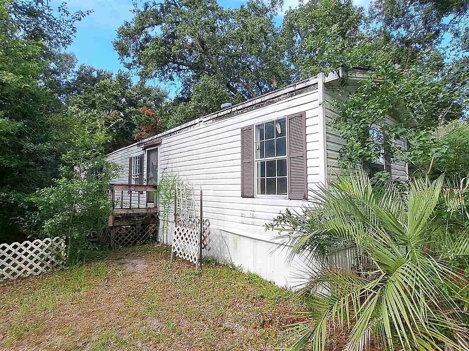 1st image of 8345 Hitchcock Dr