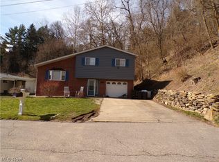 125 Greentree Ln, Weirton, WV