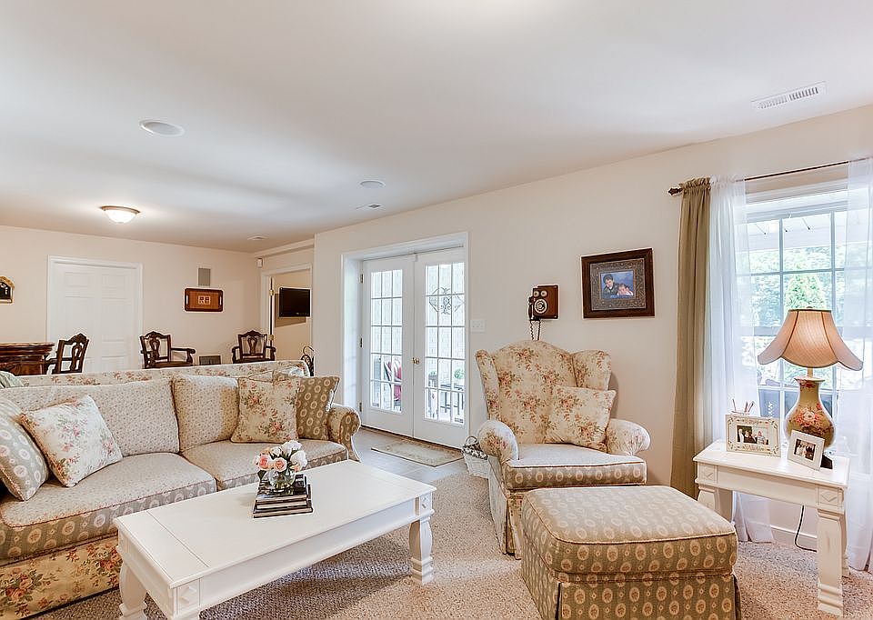 1st image of 10317 Winter Park Ln