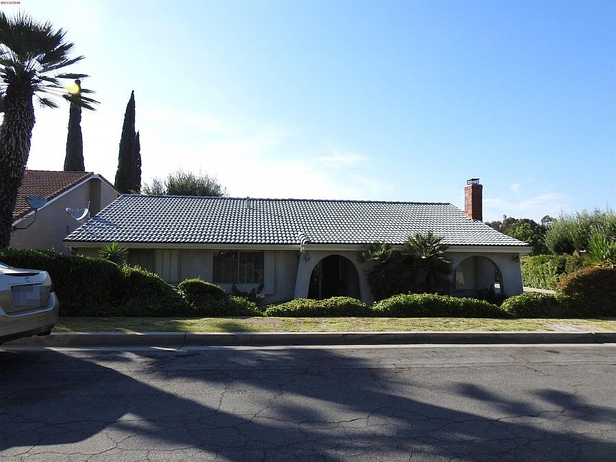 1st image of 2039 Palisades Dr