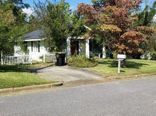 1303 4th St SE, Cullman, AL 35055