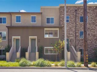 1096 W Baseline Rd, Claremont, CA 91711