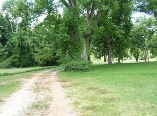 1528 Mud Creek Rd, Albany, GA 31721