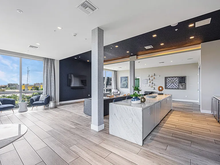 Riverhouse at 11th Apartments — Photo 27
