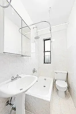 Rented by Compass | media 30