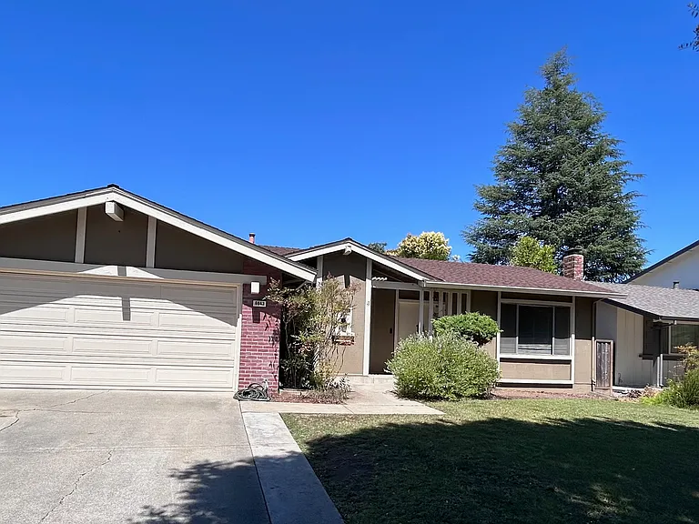 6663 Mount Holly Dr — Photo 1