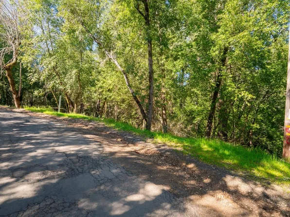 10608 Canyon Road, Forestville, CA 95436