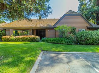 2071 W Barstow Ave, Fresno, CA 93711