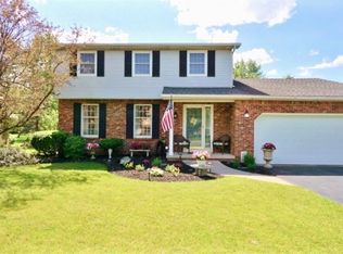 5506 Forest Hill Rd, Lockport, NY 14094