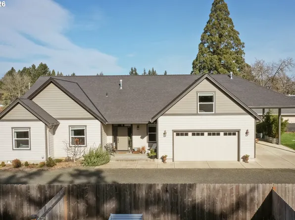 350 SE Hawthorne Ave, Dallas, OR 97338