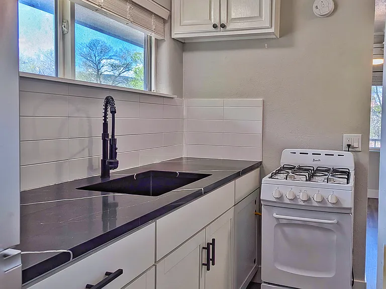 3737 Red Canon Ave #8 — Photo 4