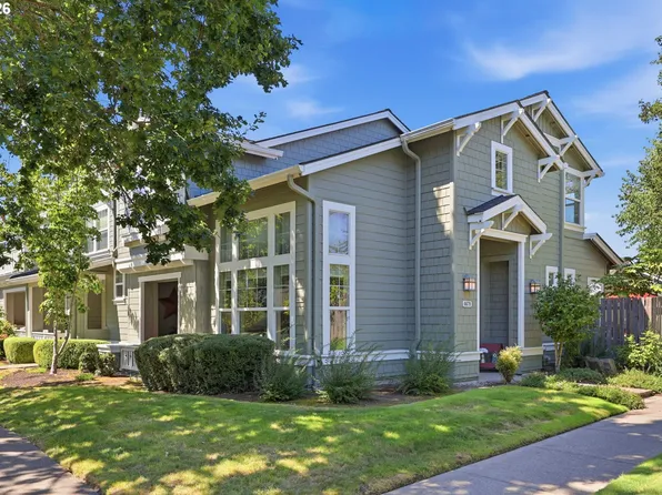 6679 NE Rosebay Dr, Hillsboro, OR 97124