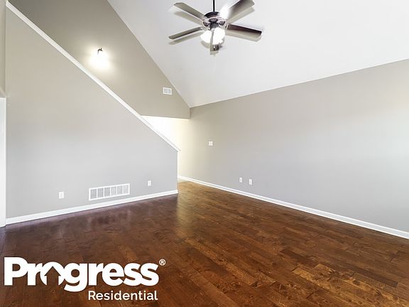 4th image of 9093 Tremont Dr