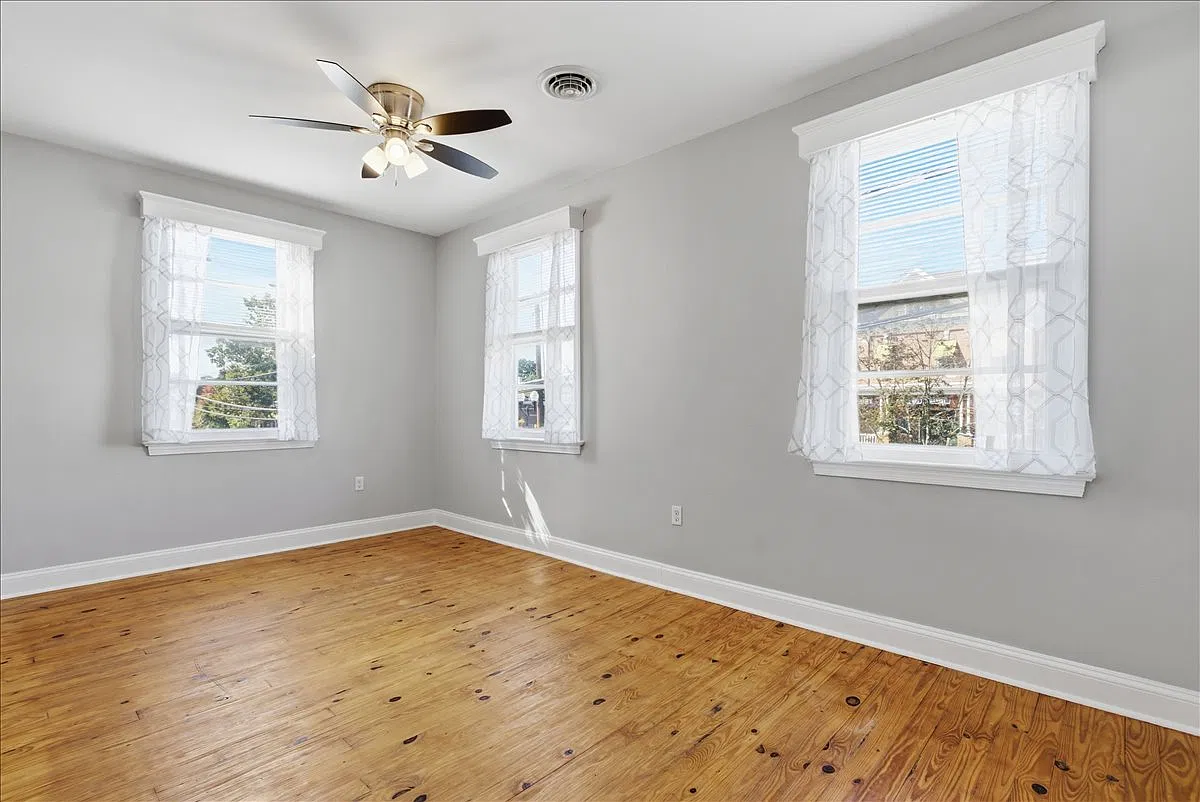 2 bed, $1,950 — Photo 4