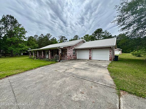 2nd image of 20 C G Smith Rd
