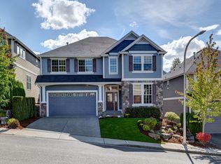 727 S 37th Pl, Renton, WA 98055