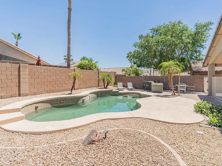 12516 W Solano Dr — Photo 49
